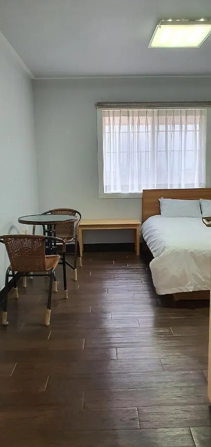 Дом отдыха Jeju Skyline Pension